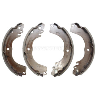 Колодки тормозные зад NISSAN TIIDA 04-12/WINGROAD Y12 05-/CUBE Z12 08-/BLUEBIRD SYLPHY G11 05-12 AKEBONO