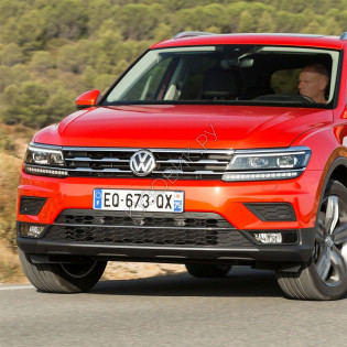 Бампер передний верхняя часть в цвет кузова Volkswagen Tiguan 2 (2016-)